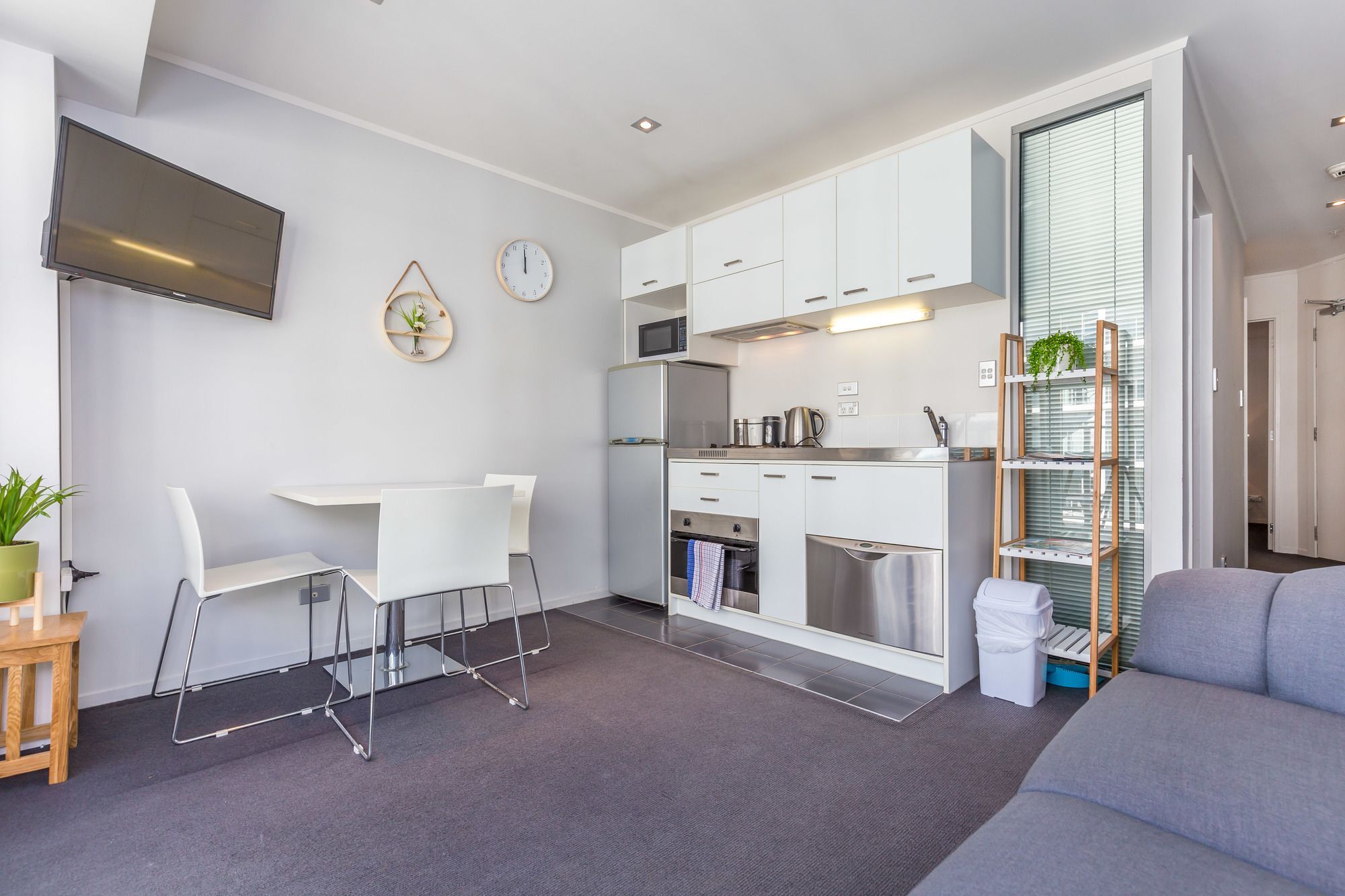 Two Bedroom On Queen Street *
