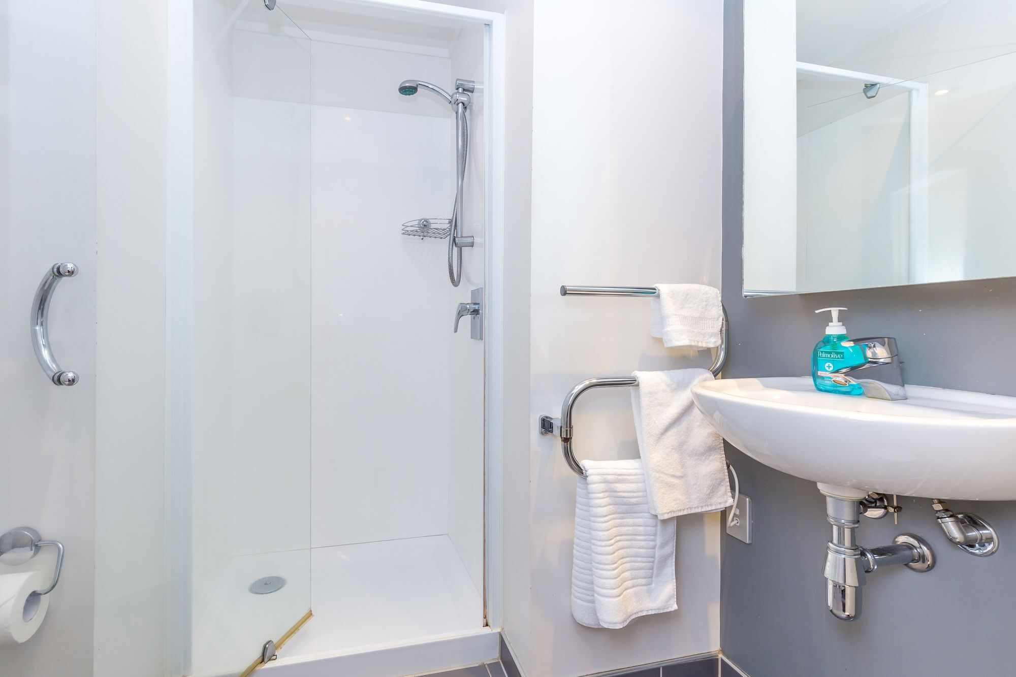 Two Bedroom On Queen Street